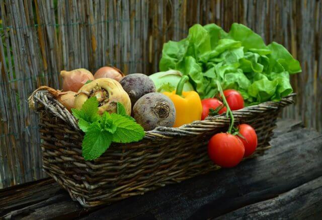 uzivanje-zelenjave-in-sadja-zmanjsuje-tveganje-za-raka-ne-pozabite-na-raznolikost